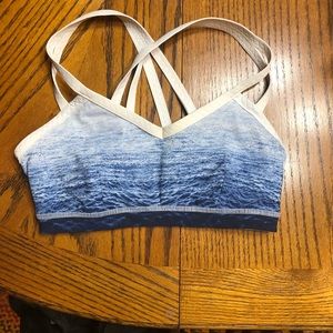 Lulu lemon sports bra